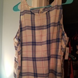 Old Navy Sleeveless Shirt
